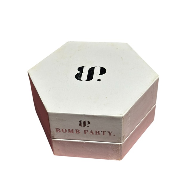 Bomb Party Diamond-Cut Cubic Zirconia Drop Earrings – Rhodium Plated ✨ “1 - Picture 5 of 9